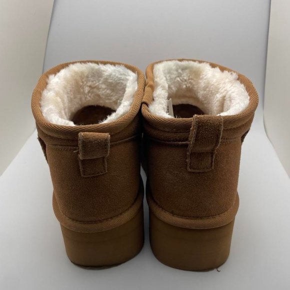 CUSHIONAIRE Women's COZY Genuine Suede pull on platform boot CHESTNUT 8.5 - Picture 4 of 6